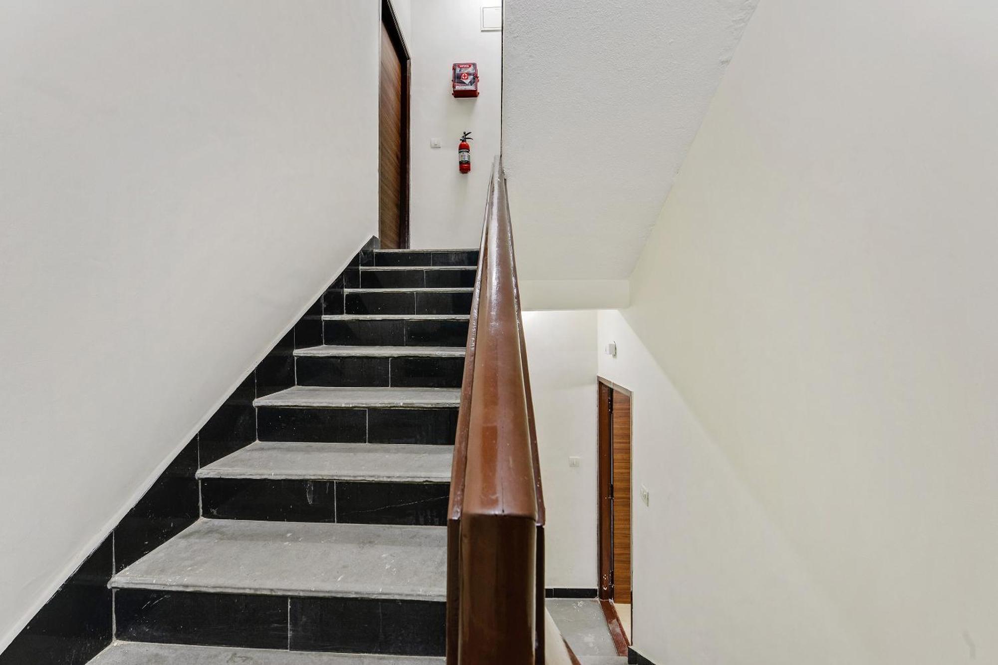 Hotel O Home G-Cloud Near Thirumangalam Metro Station Madras Buitenkant foto